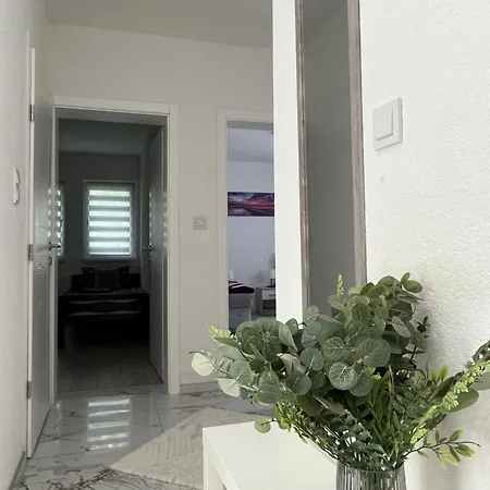 Rakovica Luxury Lejlighed *